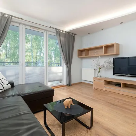 Apartment Spacious Two-bedroom With 2 Parking Spaces By Renters Gdansk
