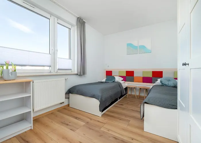 Spacious Two-bedroom With 2 Parking Spaces By Renters Appartamento *