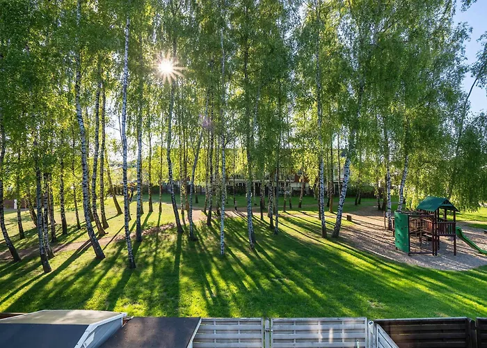 Spacious Two-bedroom With 2 Parking Spaces By Renters