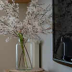 Spacious Two-bedroom With 2 Parking Spaces By Renters 格但斯克